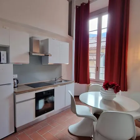 Bohemian - Center Double And Fireplace Master Апартаменты Комо